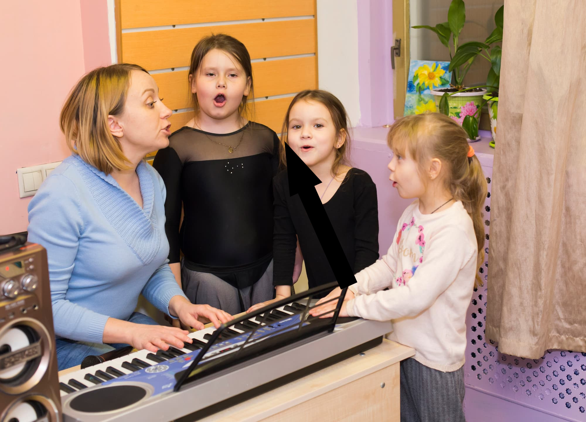 Скандал в вокальном кружке: что ждет детей Евгения Теплякова?