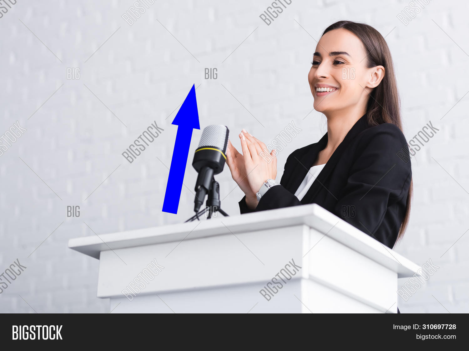 Сила слова: как умение выступать меняет карьеру