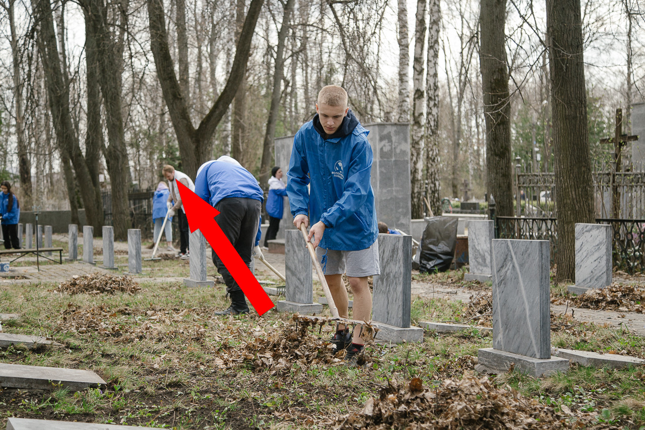 Волонтёрские акции: от субботников до народных строек