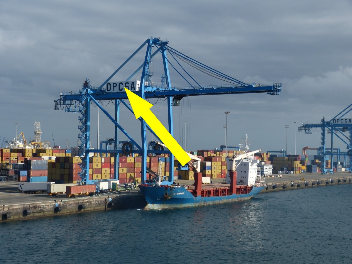 Забытые гавани: грузовые краны и советская логистика