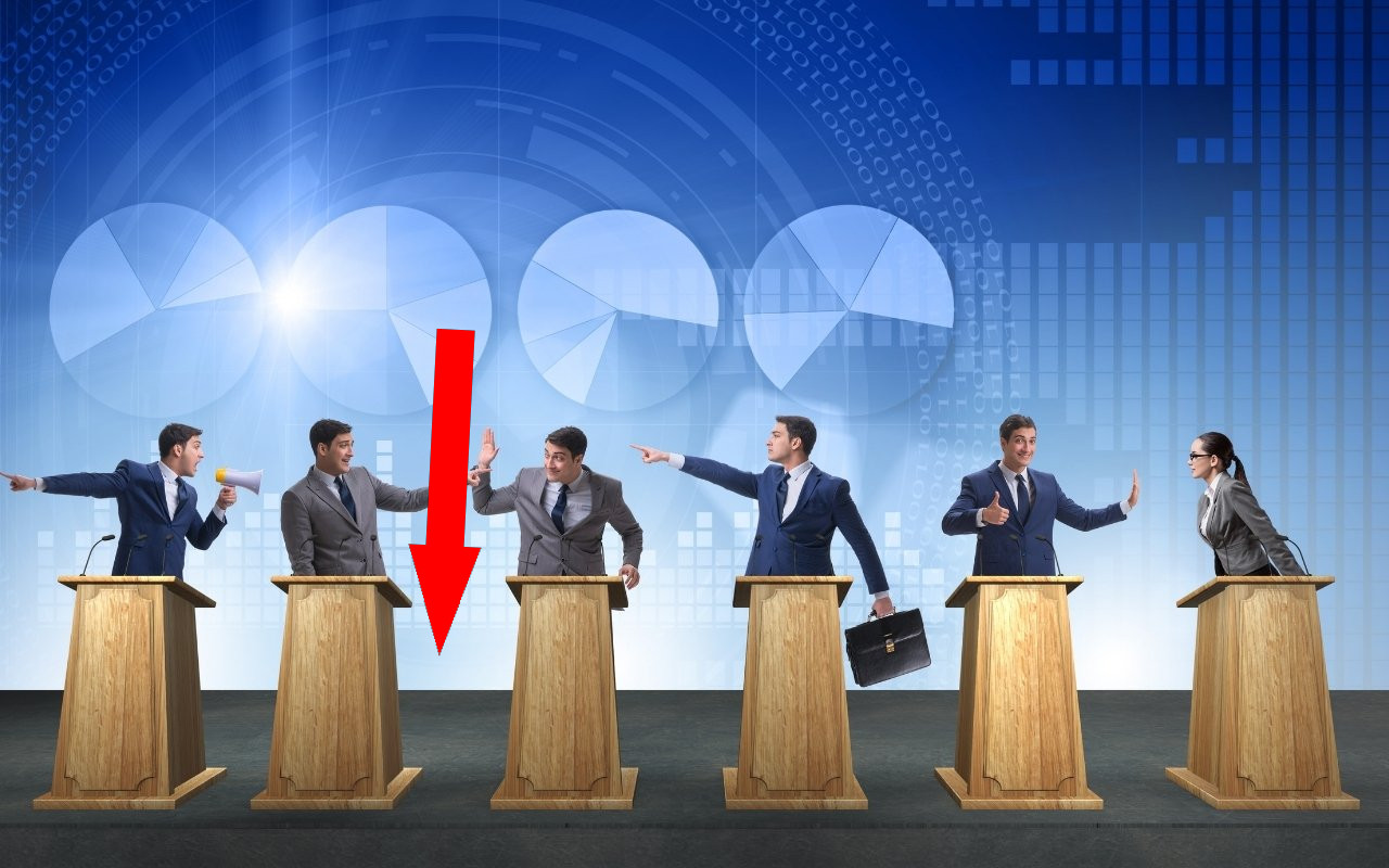 Горячие дебаты комсомольцев