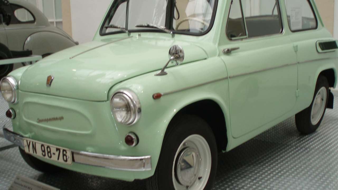 Советские автомобили за границей: как наши машины покоряли зарубежные дороги