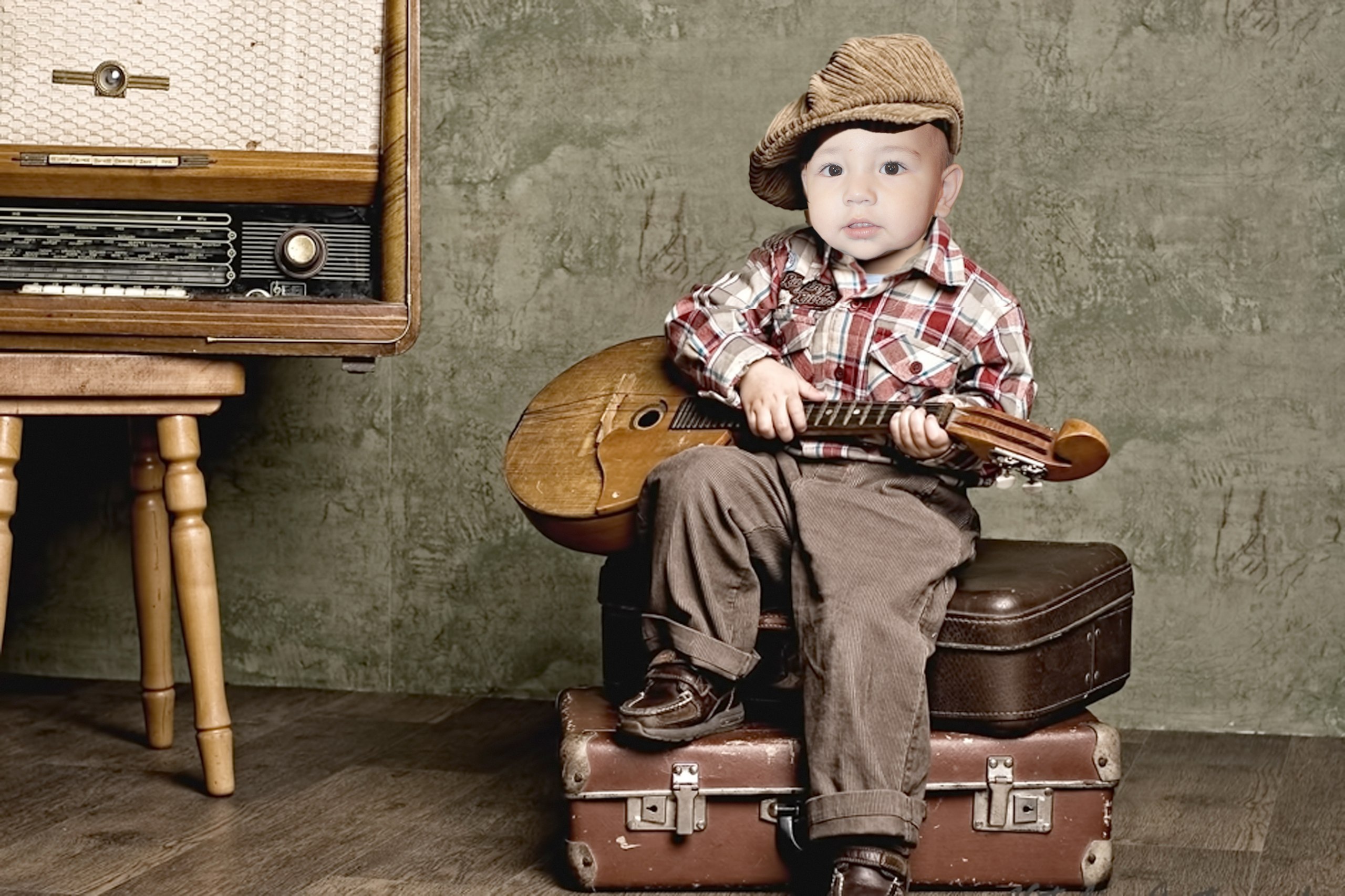 Как дворовые песни создавали уникальный мир советской молодежи?