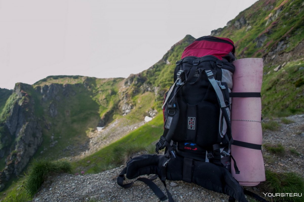 Лавные атрибуты советского туриста: что стояло за каждым рюкзаком и песней у костра