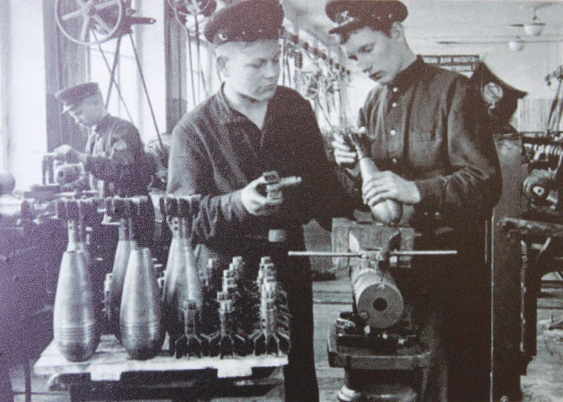 Подвиг тыла: Как советские люди стали незаменимыми героями Великой Отечественной войны