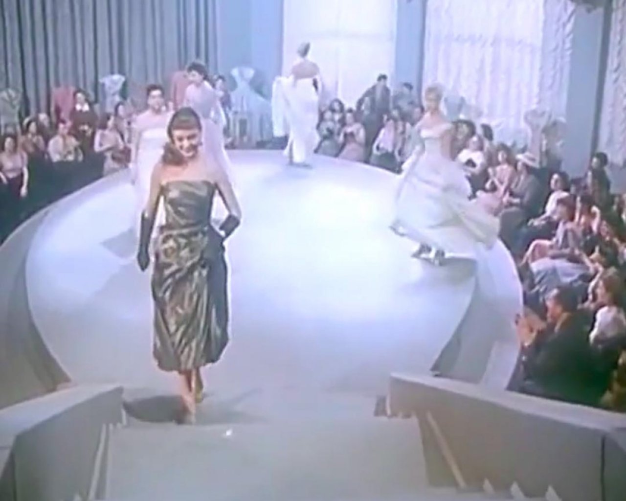 Как «Первомайская заря» превратилась в Санкт-Петербуржскую Zarina?