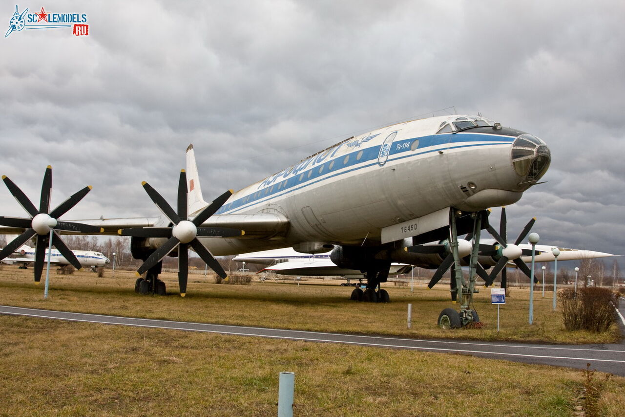 ТУ-114: Как советский лайнер покорял мир и устанавливал рекорды