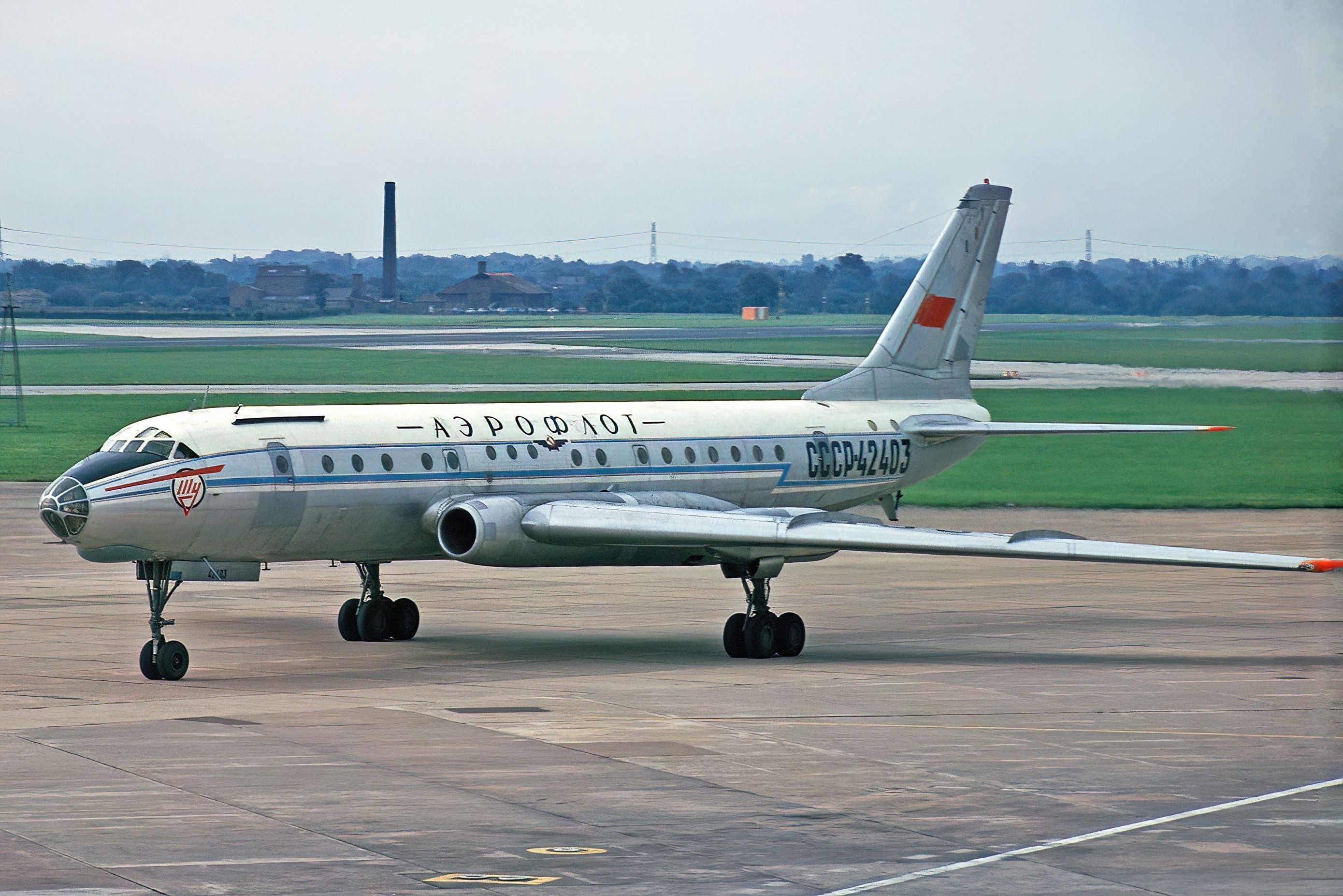 ТУ-104: Как один самолет изменил мир авиации навсегда?