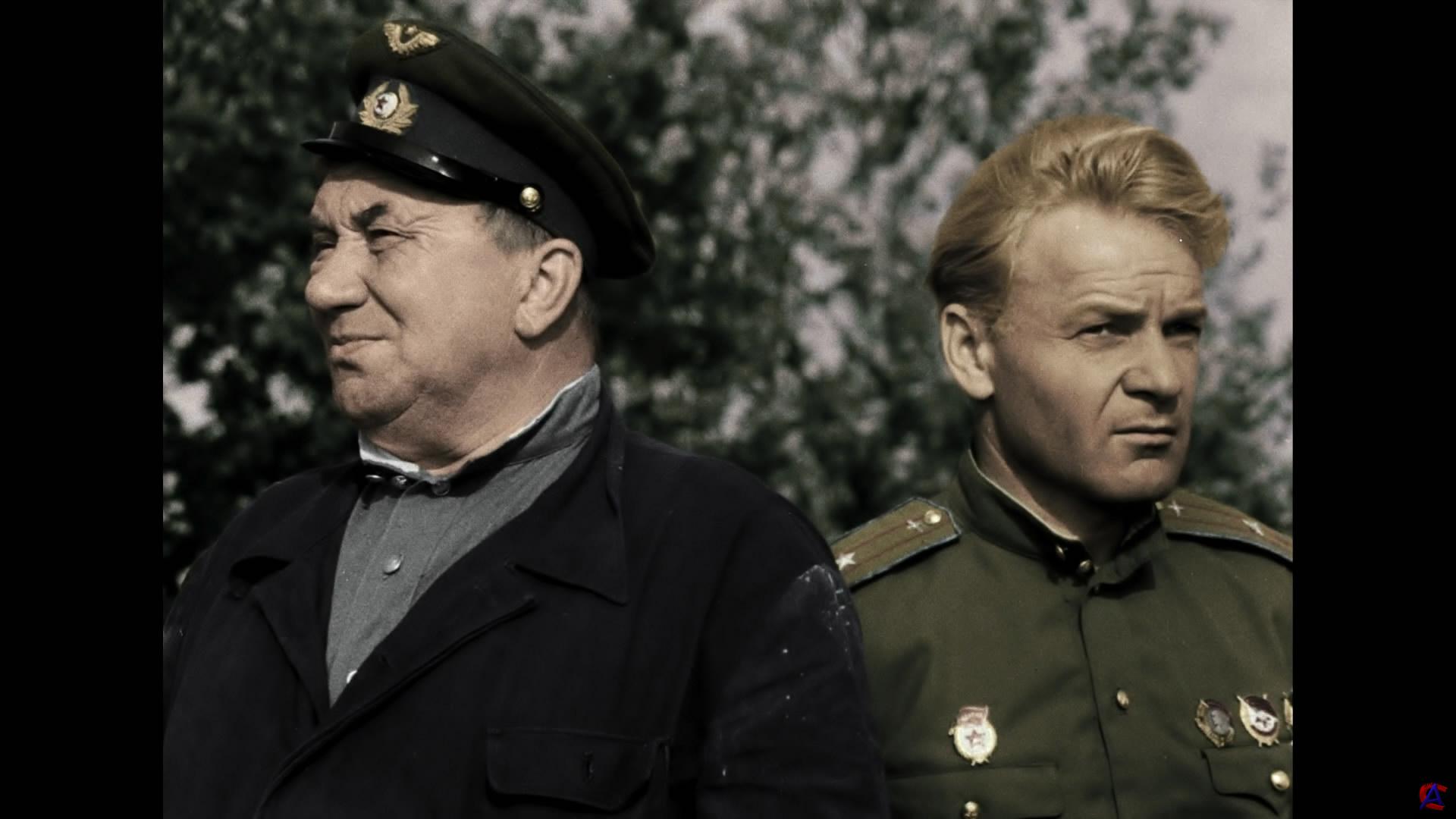 Почему «В бой идут одни старики» остается вечным символом советского духа?