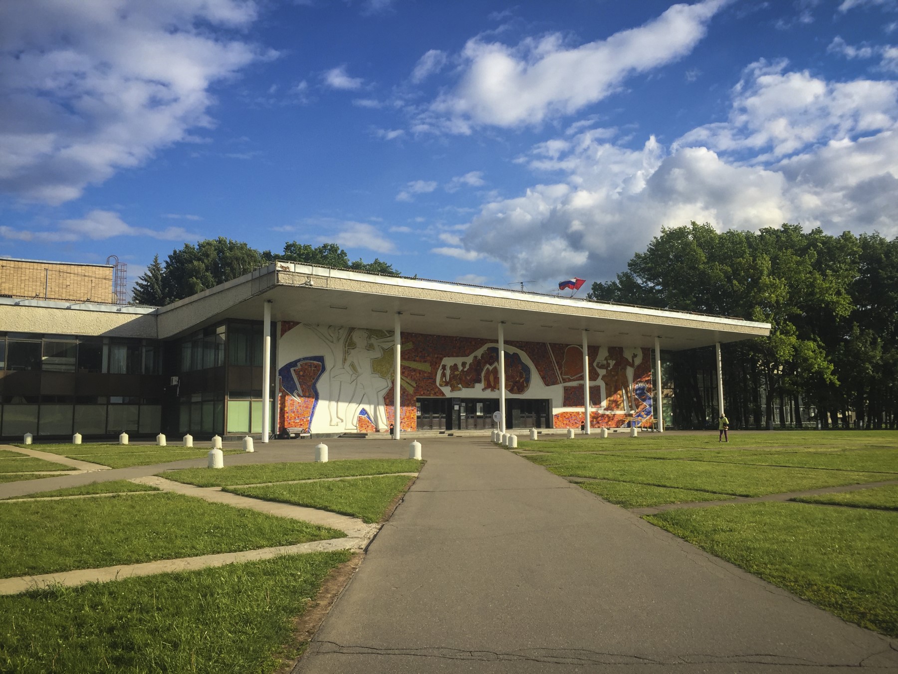 Как мечта советских ребят обрела грандиозный дворец