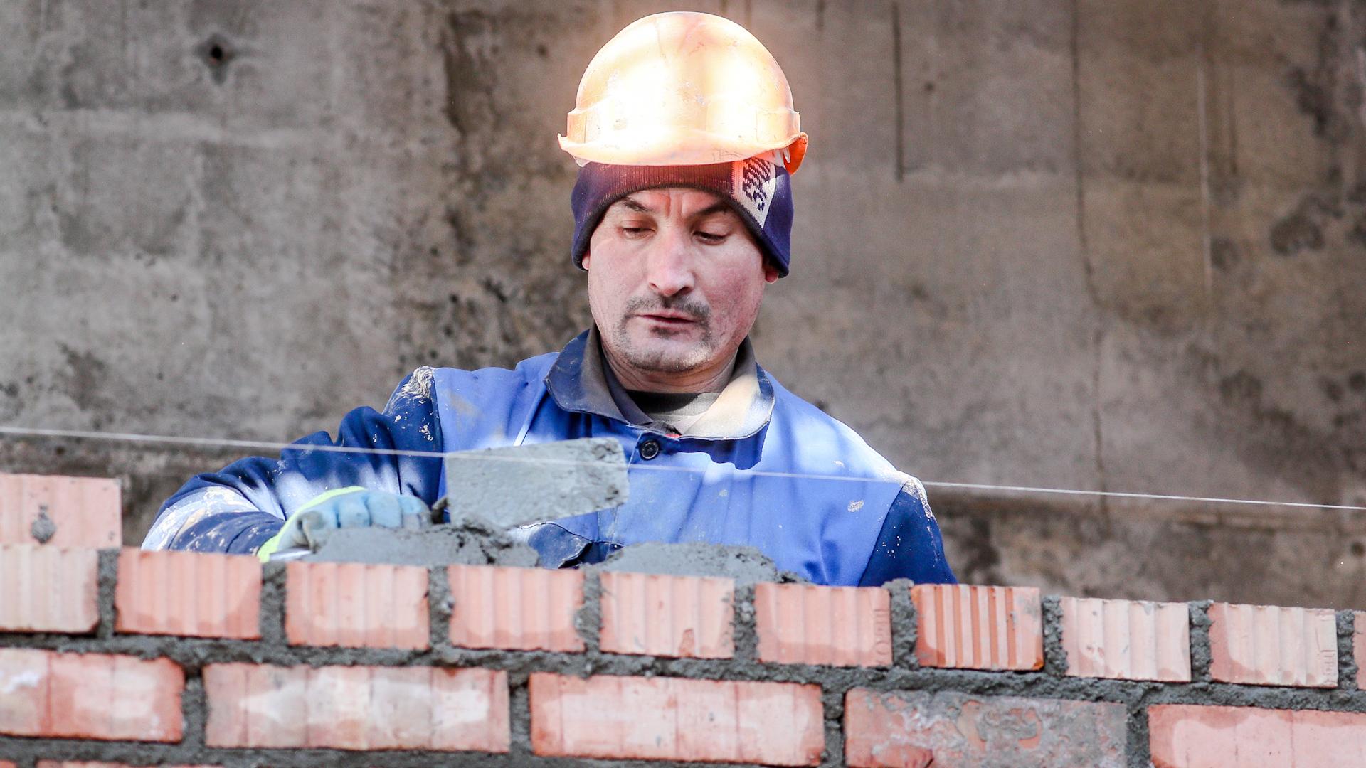 День строителя: как один праздник изменил мир труда