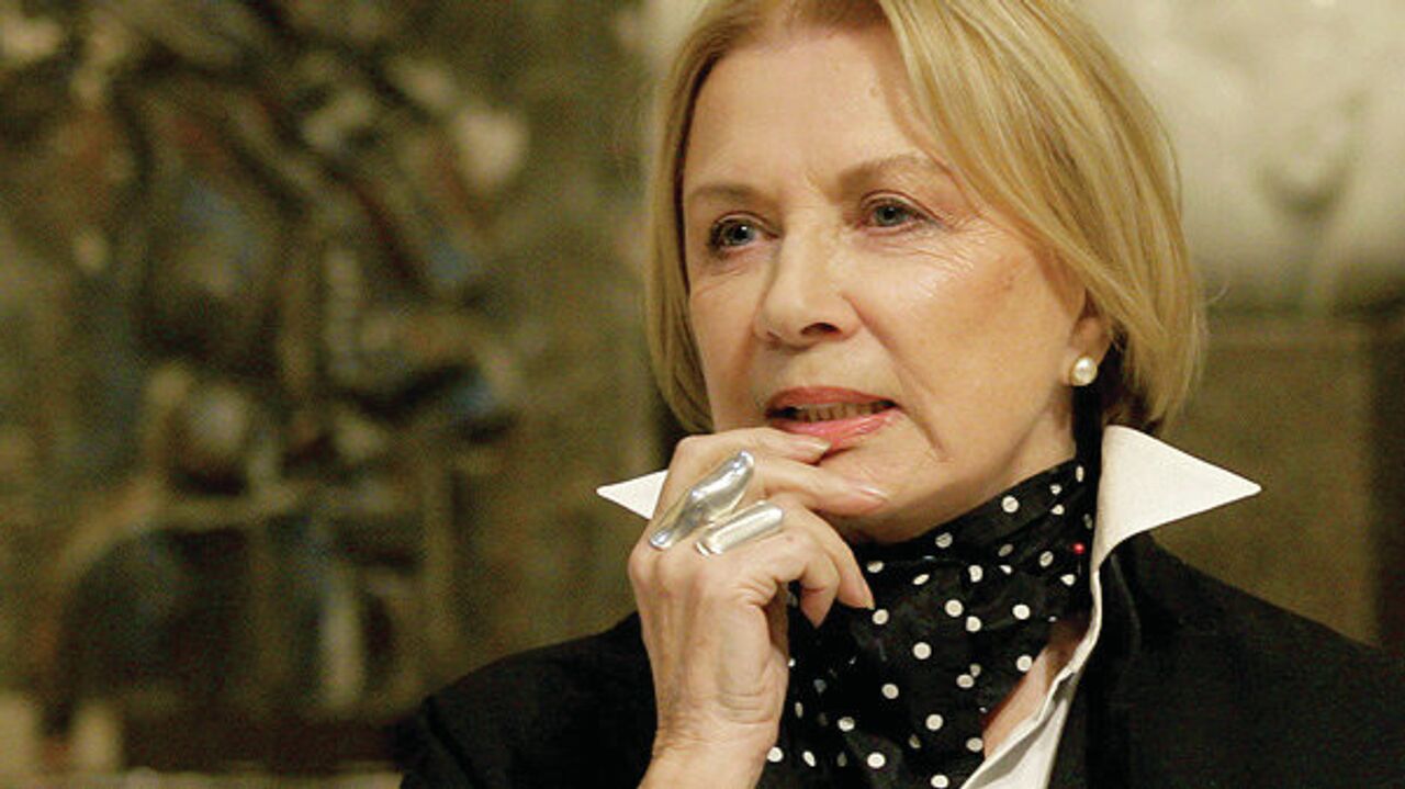 Вторая реальность Аллы Демидовой: что скрывает занавес?