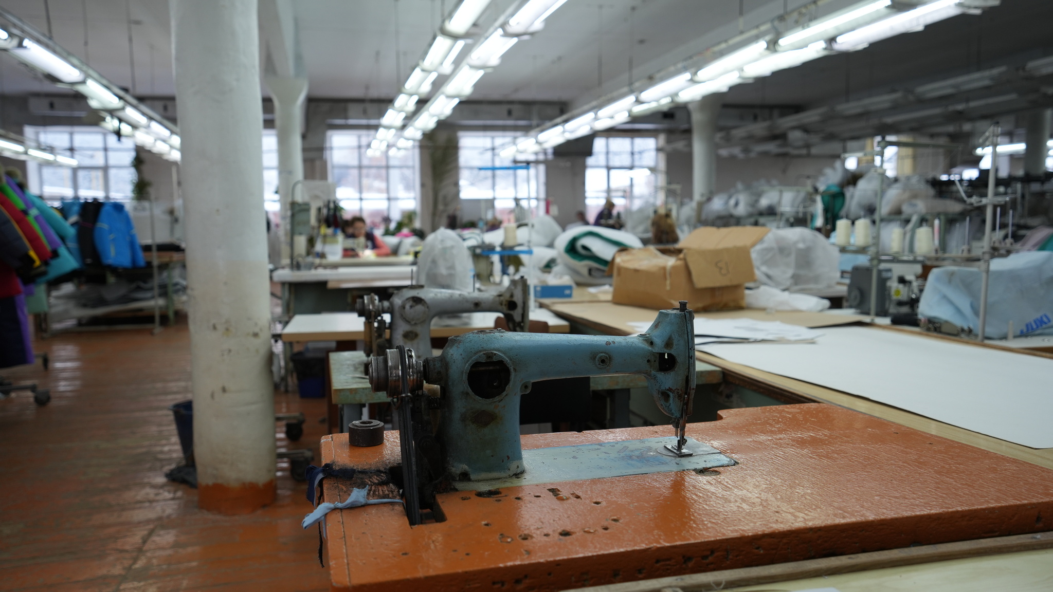 Забытая роскошь: как швейная фабрика «Большевичка» покорила мир