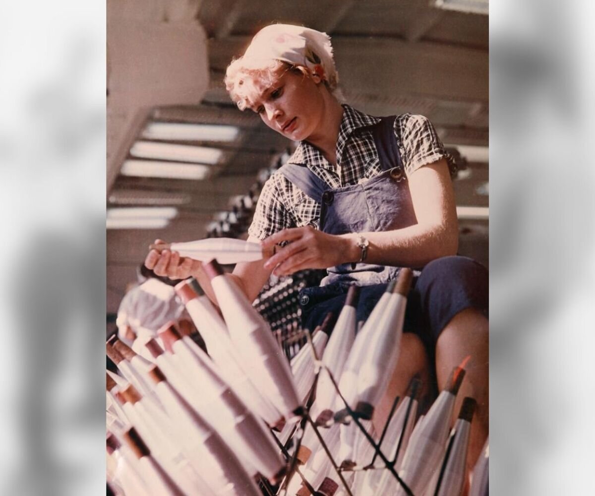 Советское и российское трудоустройство: как менялась жизнь за десятилетия?