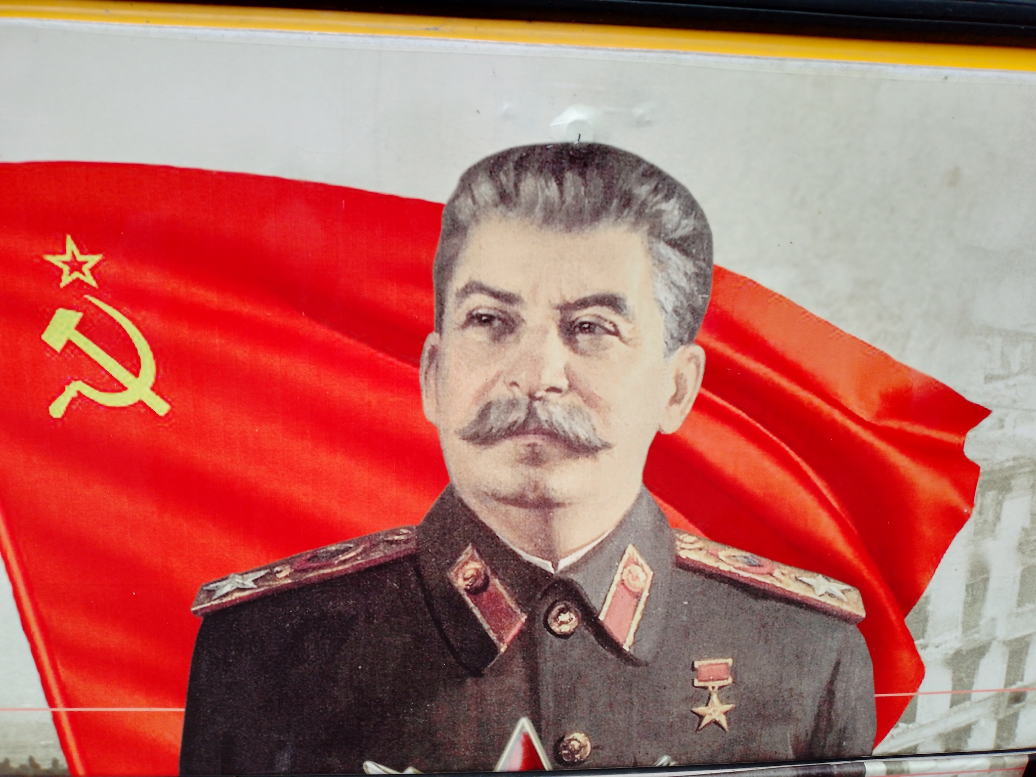 Праздники, парады и душевные застолья: воспоминания из страны советов