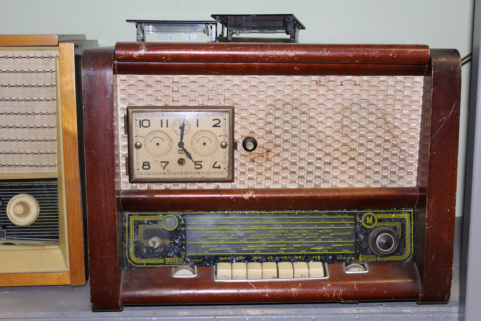 Старое советское радио: как оно оживает в прямом эфире
