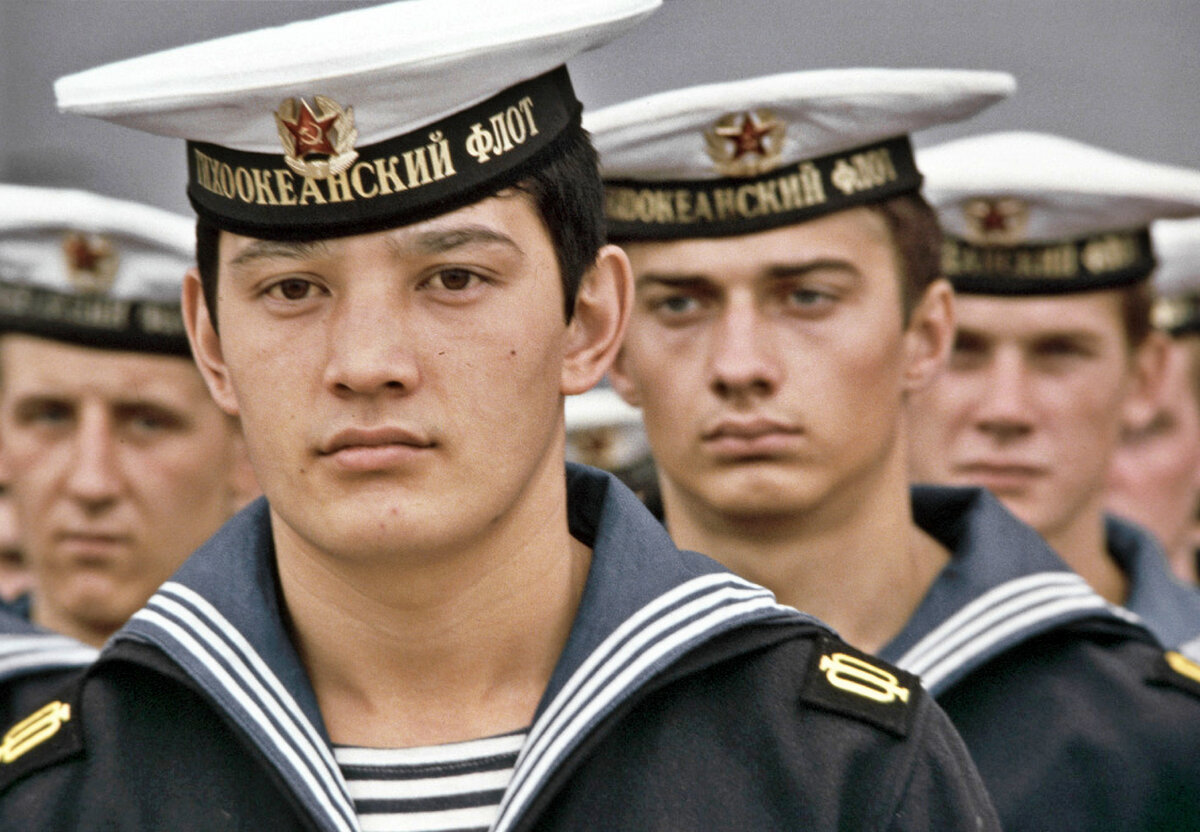 Праздник моряков-тихоокеанцев: Как Владивосток встретил 1978 год