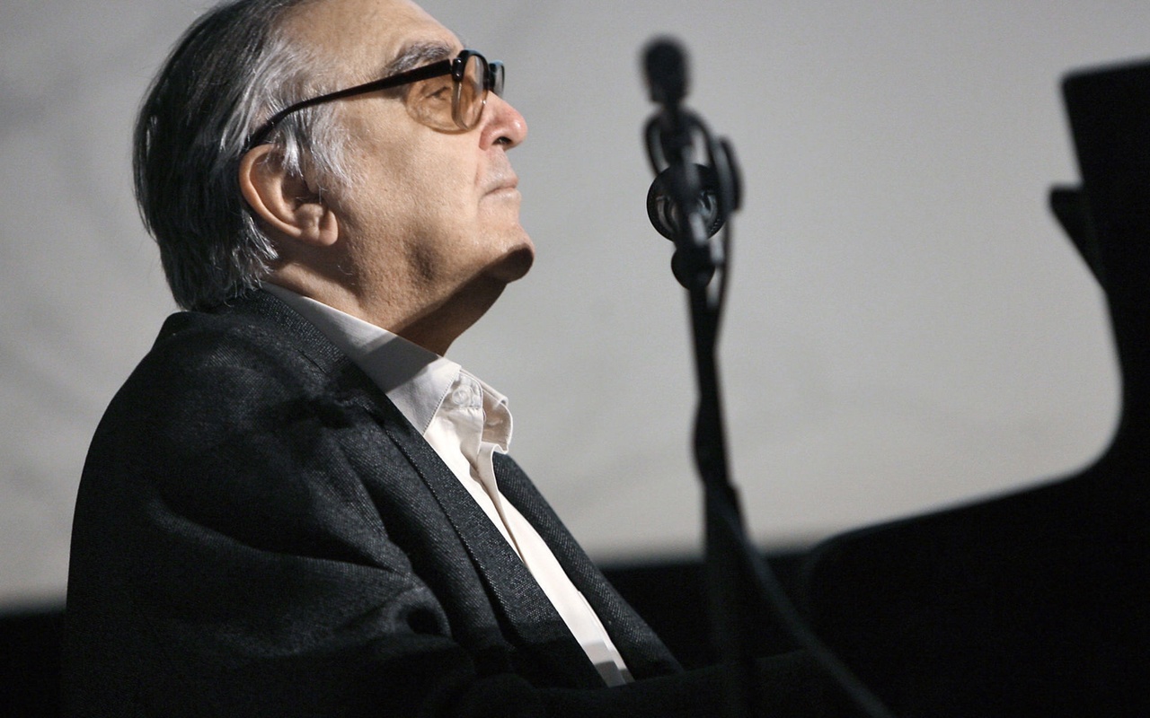 Микаэл Таривердиев: Гений музыки с загадочной биографией