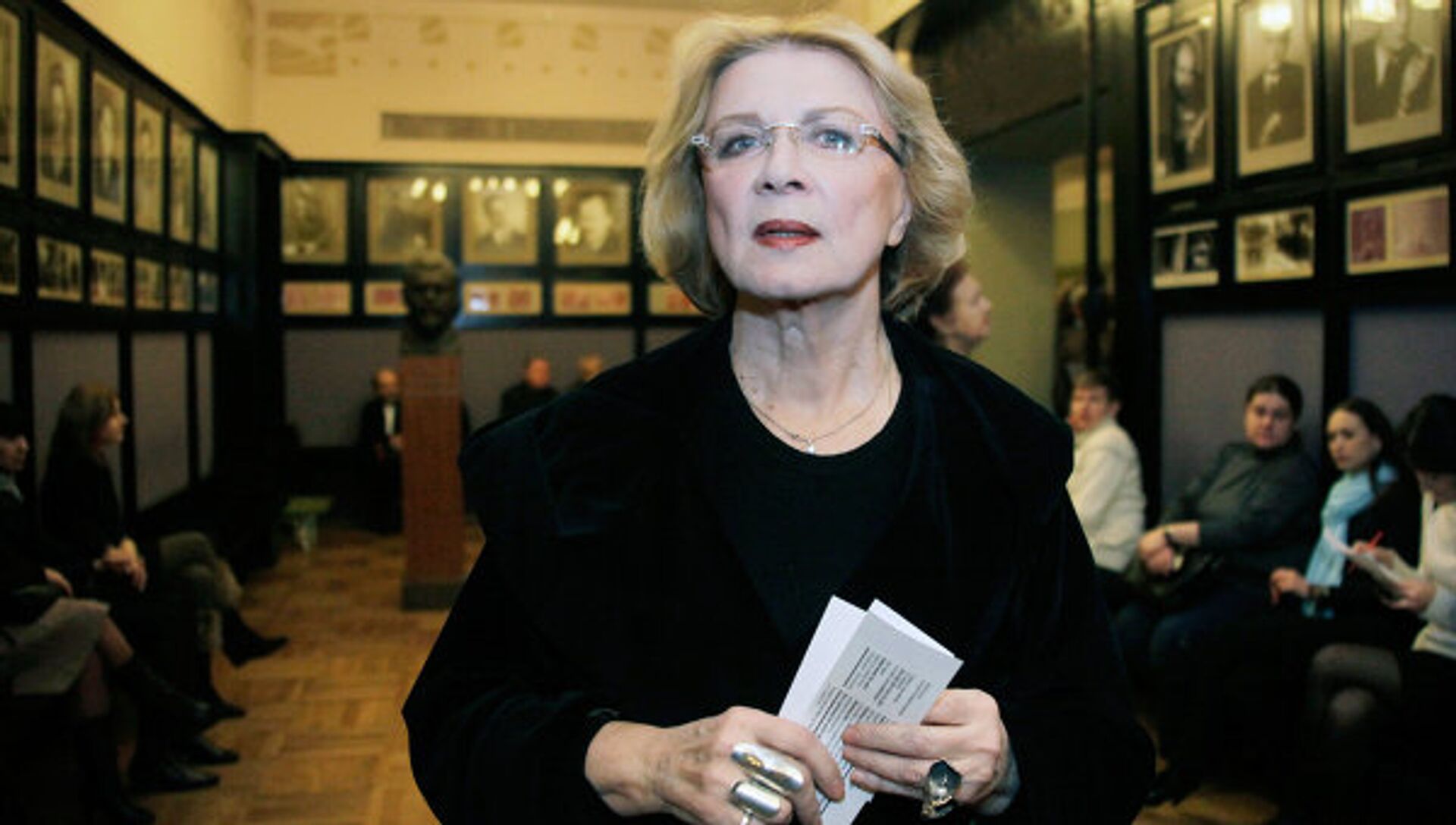 Вторая реальность Аллы Демидовой: как актриса открывает мир театра и кино