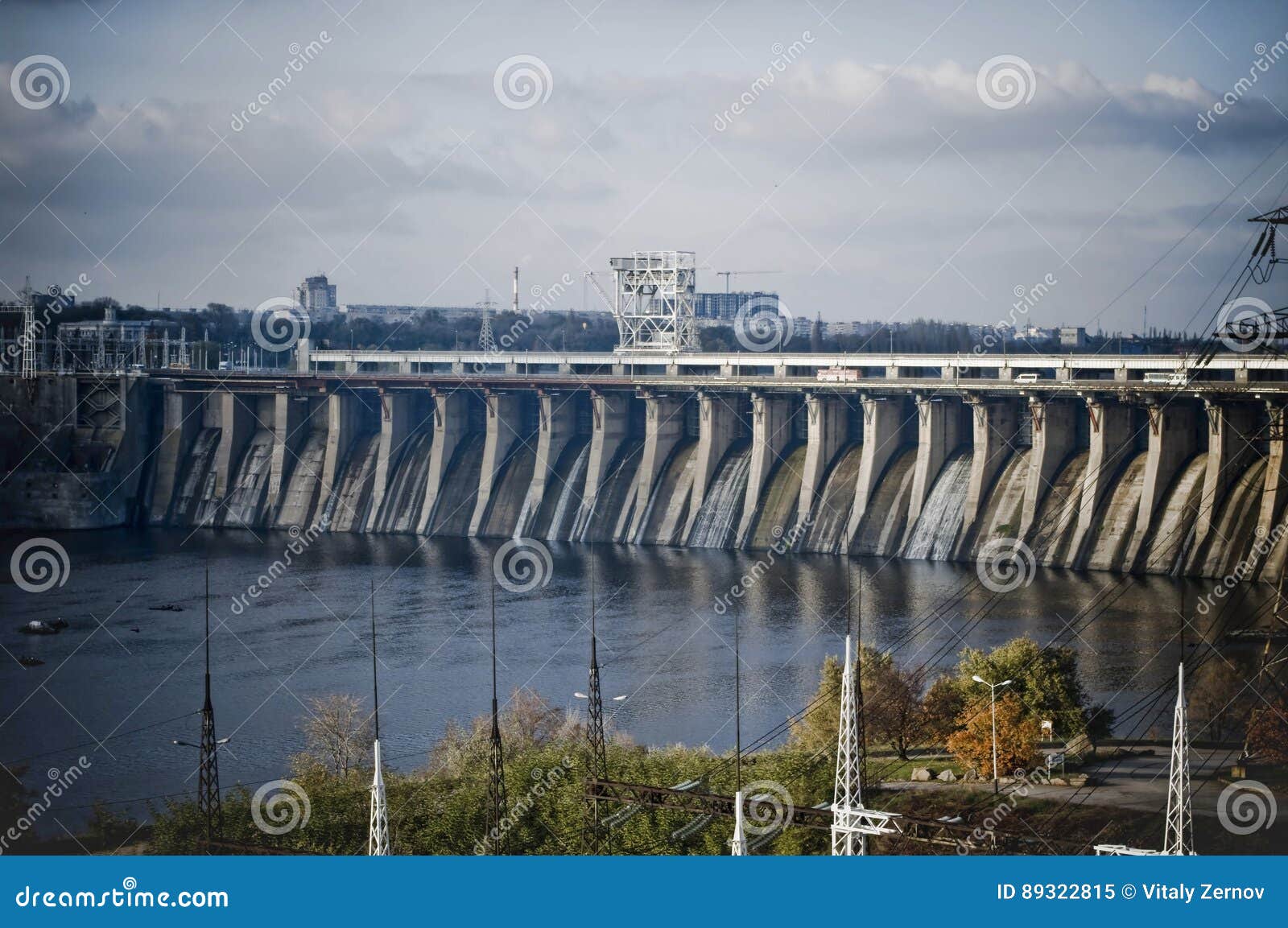 Как Днепрогэс изменил судьбу страны в 1927 году?