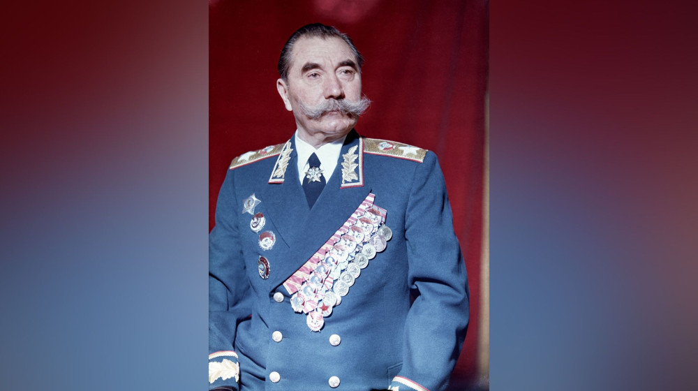 Тайна усов Будённого – почему Сталин не дал их сбрить