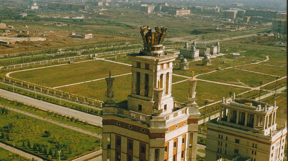 Тайна советских долгостроев — как гиганты бетона превращались в вечные проекты