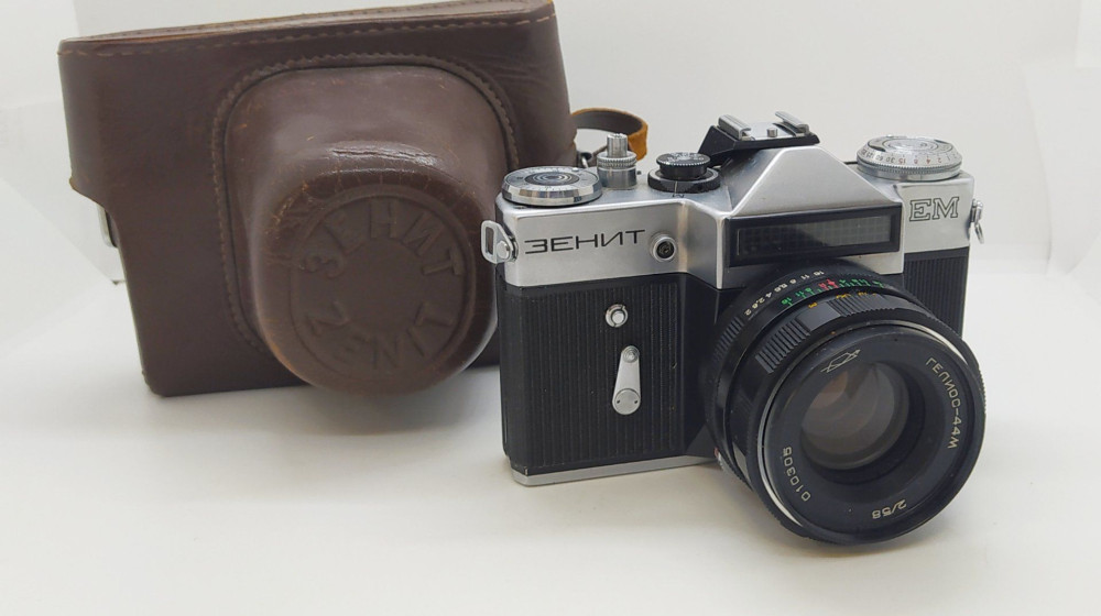 Советские фотоаппараты ЗЕНИТ, ФЭД и СМЕНА — легенды, которые до сих пор стреляют