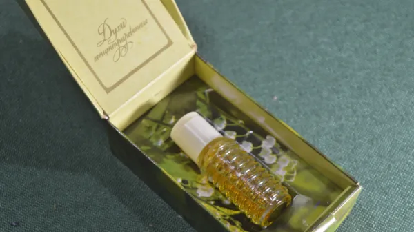 Эти духи пахли эпохой — почему "Красная Москва" и "Ландыш серебристый" до сих пор сводят с ума